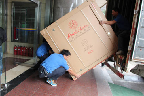 德兴钢琴贵重工艺品无忧运